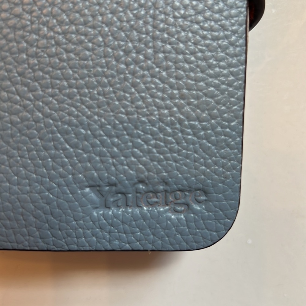 Wallet - Picture 2 of 5